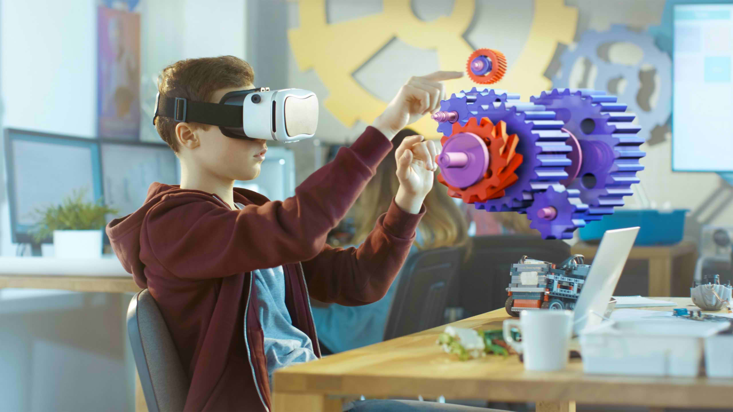 آموزش با استفاده از VR