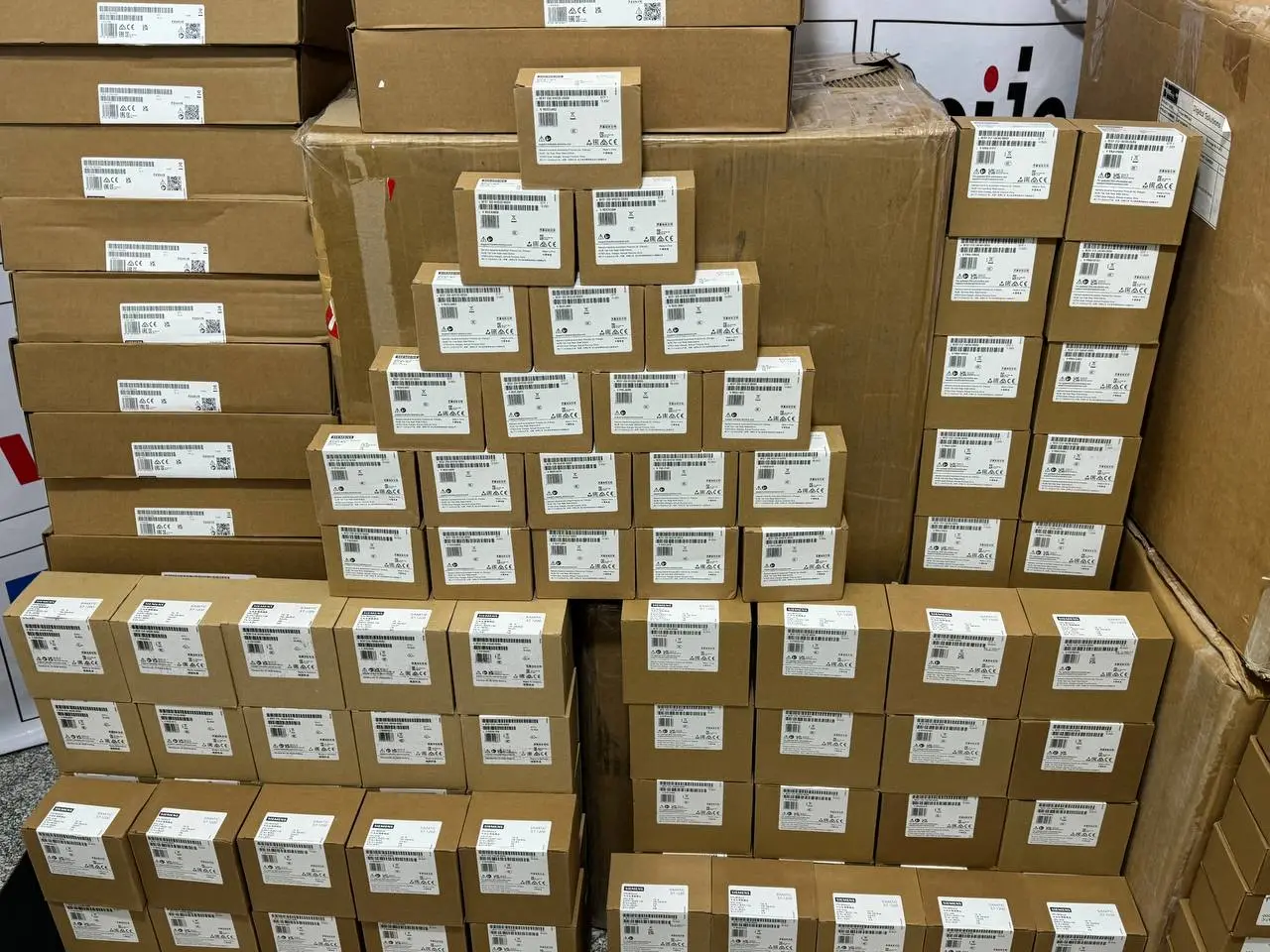 مشخصات فنی PLC S7-1200