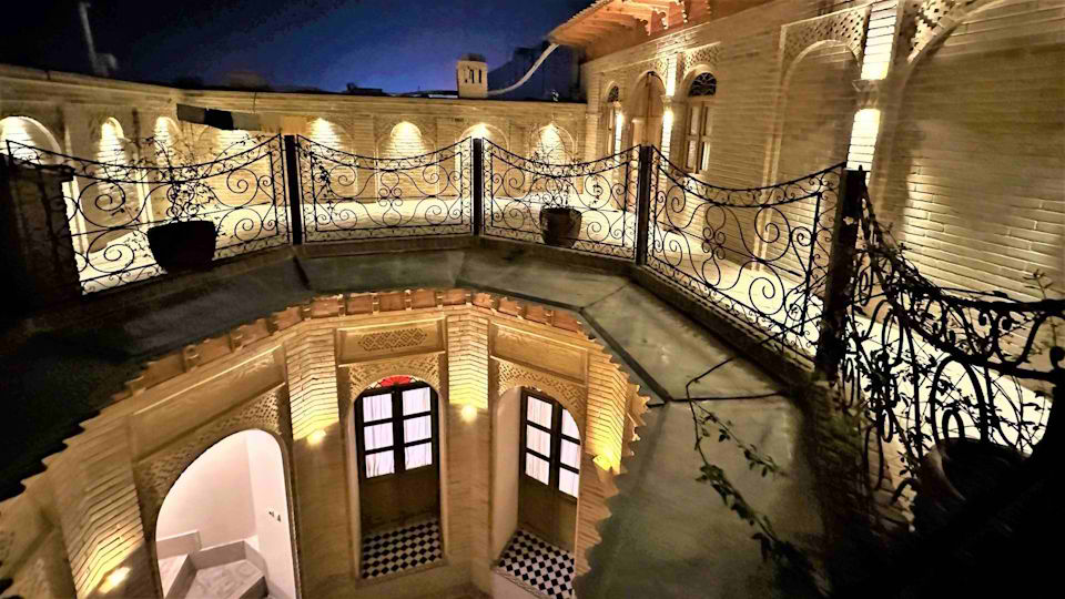 تفاوت قیمت اقامت در هتل و اقامتگاههای سنتی